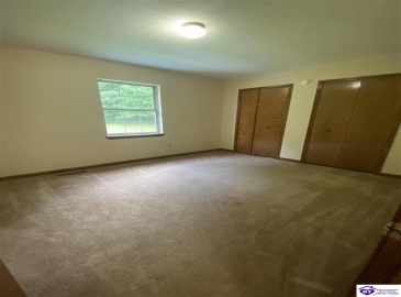 Landis Court, Radcliff, Kentucky 40160, ,3 BathroomsBathrooms,For Sale,Landis Court,HK24002310