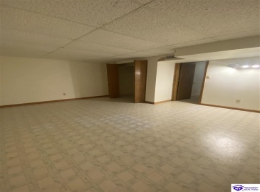 Landis Court, Radcliff, Kentucky 40160, ,3 BathroomsBathrooms,For Sale,Landis Court,HK24002310