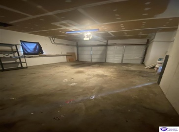 Landis Court, Radcliff, Kentucky 40160, ,3 BathroomsBathrooms,For Sale,Landis Court,HK24002310