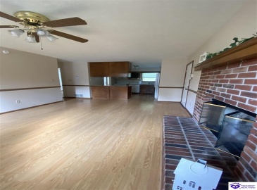 Landis Court, Radcliff, Kentucky 40160, ,3 BathroomsBathrooms,For Sale,Landis Court,HK24002310