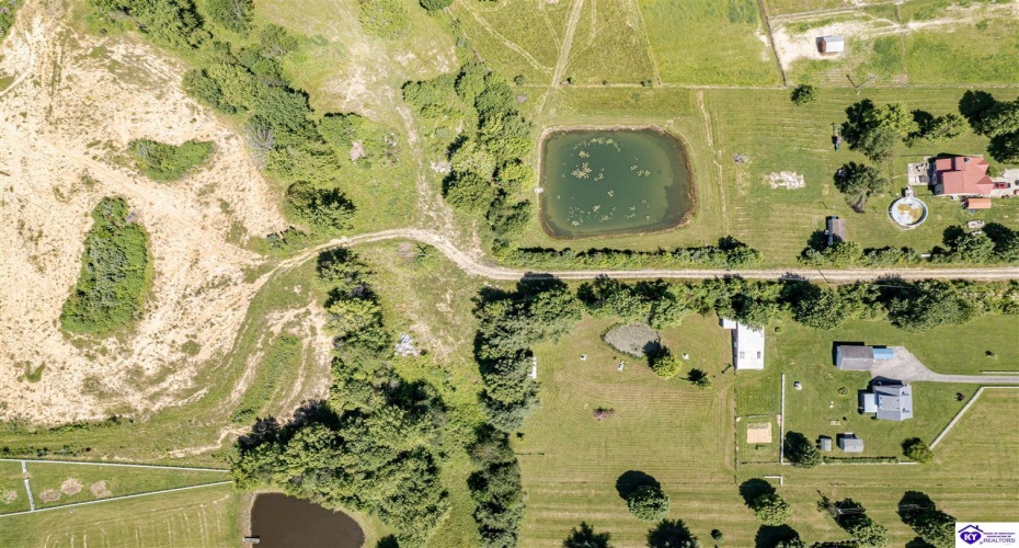 Deckard School Road, Rineyville, Kentucky 40162, ,For Sale,Deckard School Road,HK24002317