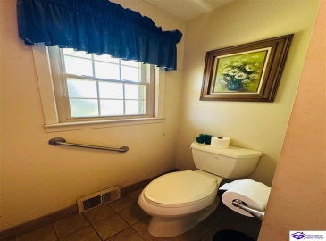 Tammie Trail, Campbellsville, Kentucky 42718, ,2 BathroomsBathrooms,For Sale,Tammie Trail,HK24002321