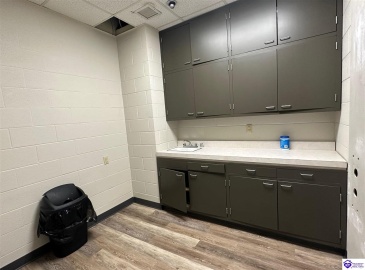 New Jackson Highway, Magnolia, Kentucky 42757, ,For Sale,New Jackson Highway,HK24000459