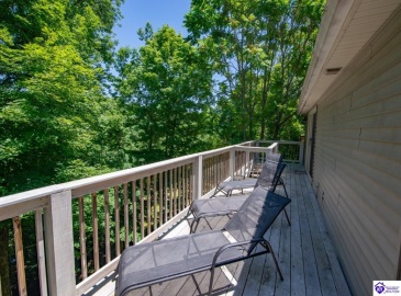 Ivy Court, Brandenburg, Kentucky 40108, ,4 BathroomsBathrooms,For Sale,Ivy Court,HK24002352