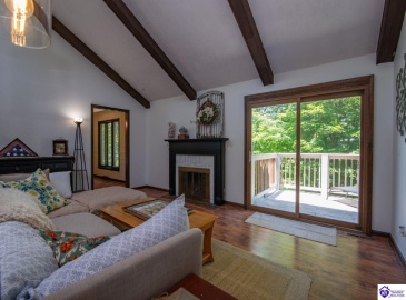 Ivy Court, Brandenburg, Kentucky 40108, ,4 BathroomsBathrooms,For Sale,Ivy Court,HK24002352