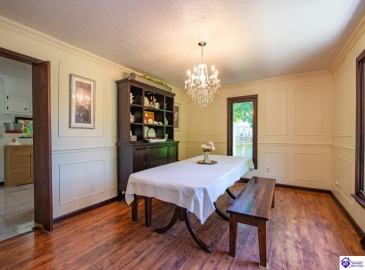 Ivy Court, Brandenburg, Kentucky 40108, ,4 BathroomsBathrooms,For Sale,Ivy Court,HK24002352