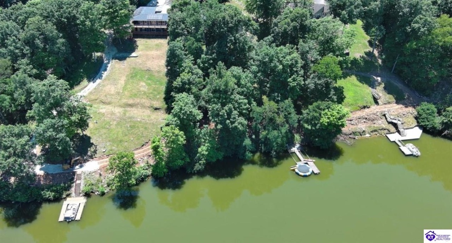 Ivy Court, Brandenburg, Kentucky 40108, ,4 BathroomsBathrooms,For Sale,Ivy Court,HK24002352