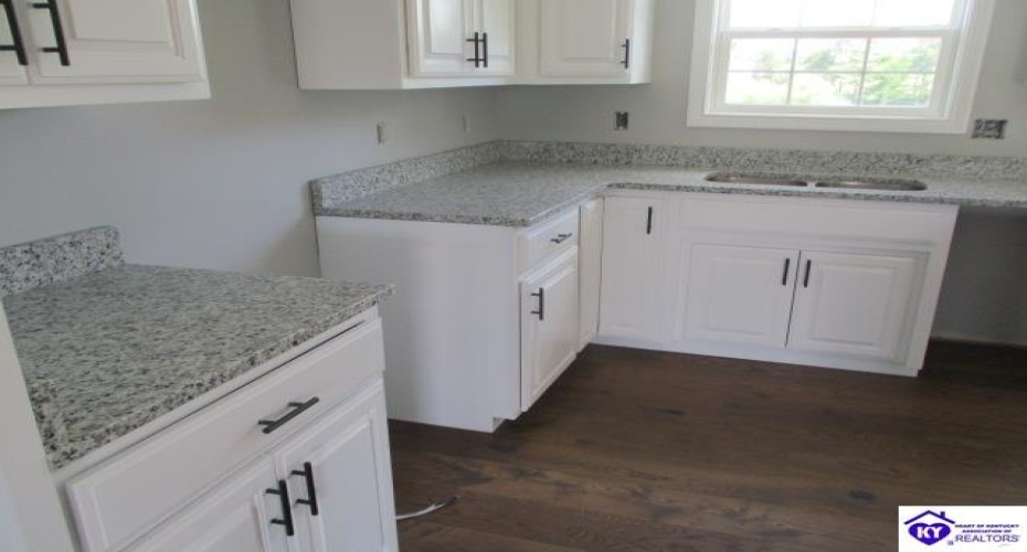 Rolling Meadows Lane, Bardstown, Kentucky 40004, ,2 BathroomsBathrooms,For Sale,Rolling Meadows Lane,HK23001910