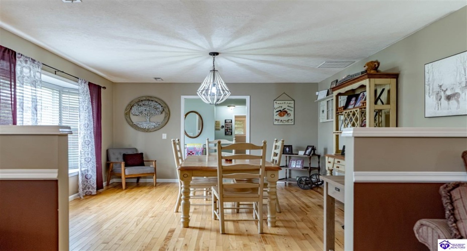 Sunbeam Road, Leitchfield, Kentucky 42754, ,3 BathroomsBathrooms,For Sale,Sunbeam Road,HK24002378