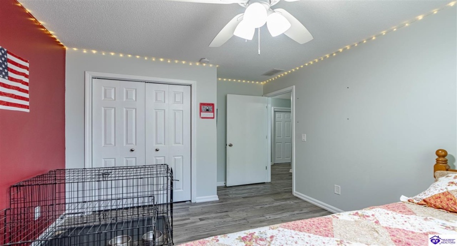 Sunbeam Road, Leitchfield, Kentucky 42754, ,3 BathroomsBathrooms,For Sale,Sunbeam Road,HK24002378