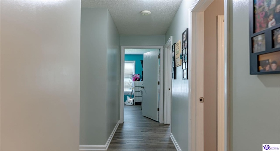 Sunbeam Road, Leitchfield, Kentucky 42754, ,3 BathroomsBathrooms,For Sale,Sunbeam Road,HK24002378