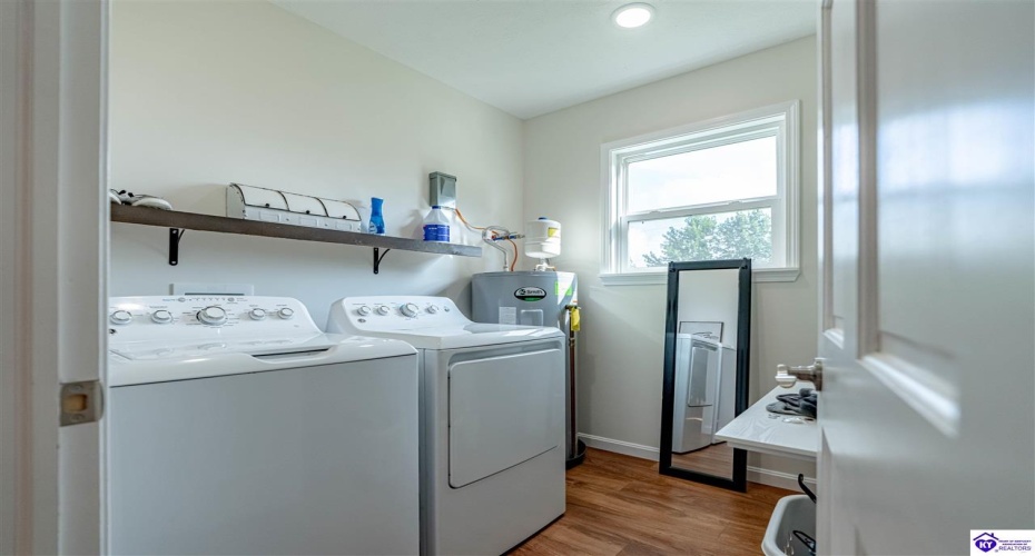 Sunbeam Road, Leitchfield, Kentucky 42754, ,3 BathroomsBathrooms,For Sale,Sunbeam Road,HK24002378