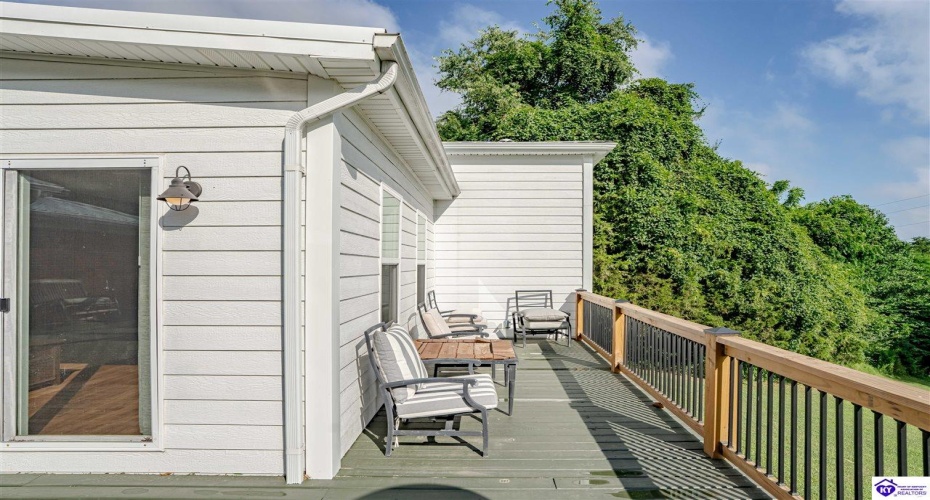 Sunbeam Road, Leitchfield, Kentucky 42754, ,3 BathroomsBathrooms,For Sale,Sunbeam Road,HK24002378