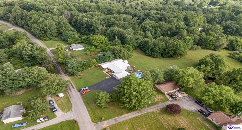 Sunbeam Road, Leitchfield, Kentucky 42754, ,3 BathroomsBathrooms,For Sale,Sunbeam Road,HK24002378