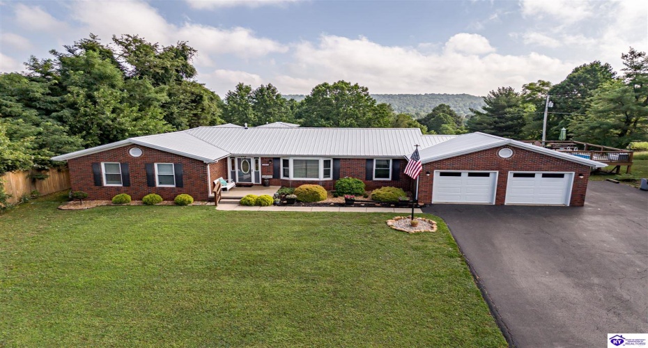 Sunbeam Road, Leitchfield, Kentucky 42754, ,3 BathroomsBathrooms,For Sale,Sunbeam Road,HK24002378