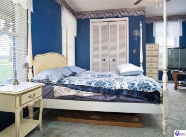 Wilmoth Lane, Cecilia, Kentucky 42724, ,2 BathroomsBathrooms,For Sale,Wilmoth Lane,HK24002382