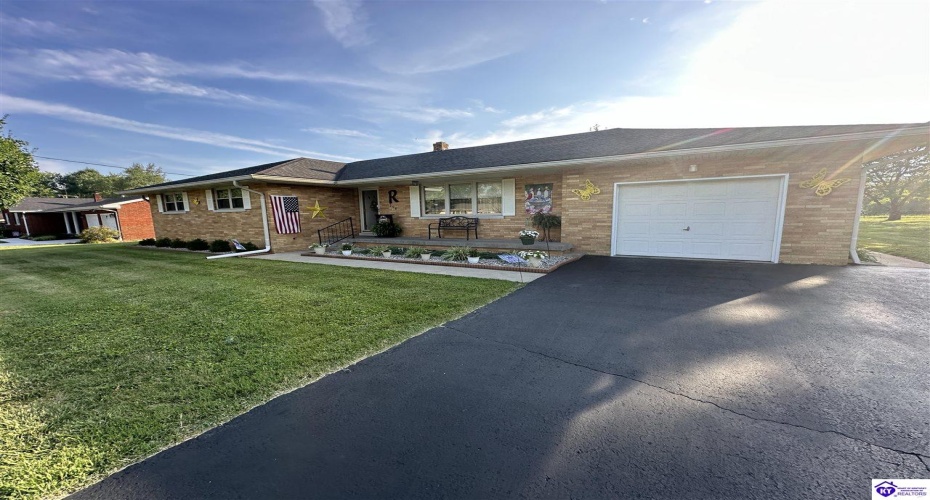 Jan Street, Campbellsville, Kentucky 42718, ,2 BathroomsBathrooms,For Sale,Jan Street,HK24002395