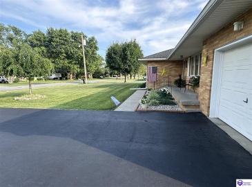 Jan Street, Campbellsville, Kentucky 42718, ,2 BathroomsBathrooms,For Sale,Jan Street,HK24002395