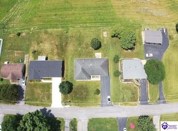 Jan Street, Campbellsville, Kentucky 42718, ,2 BathroomsBathrooms,For Sale,Jan Street,HK24002395