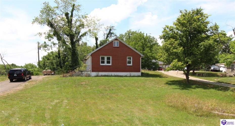 Wilson Road, Radcliff, Kentucky 40160, ,1 BathroomBathrooms,For Sale,Wilson Road,HK24002397