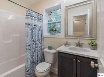 Tuscany Court, Radcliff, Kentucky 40160, ,3 BathroomsBathrooms,For Sale,Tuscany Court,HK24002407