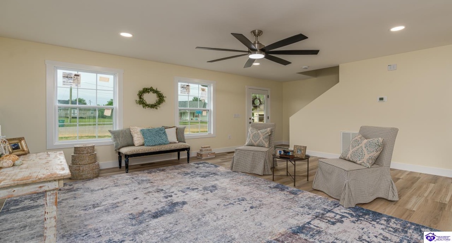 Tuscany Court, Radcliff, Kentucky 40160, ,3 BathroomsBathrooms,For Sale,Tuscany Court,HK24002407