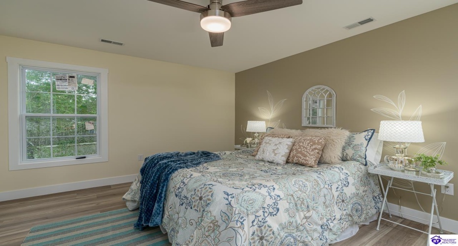 Tuscany Court, Radcliff, Kentucky 40160, ,3 BathroomsBathrooms,For Sale,Tuscany Court,HK24002407