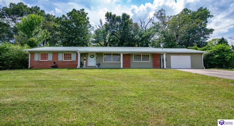 Cherrywood Drive, Radcliff, Kentucky 40160, ,2 BathroomsBathrooms,For Sale,Cherrywood Drive,HK24002415