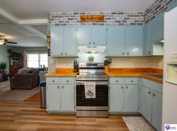 Cherrywood Drive, Radcliff, Kentucky 40160, ,2 BathroomsBathrooms,For Sale,Cherrywood Drive,HK24002415