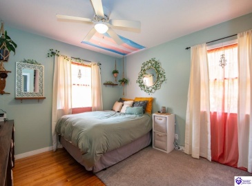 Cherrywood Drive, Radcliff, Kentucky 40160, ,2 BathroomsBathrooms,For Sale,Cherrywood Drive,HK24002415