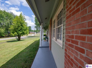 Cherrywood Drive, Radcliff, Kentucky 40160, ,2 BathroomsBathrooms,For Sale,Cherrywood Drive,HK24002415