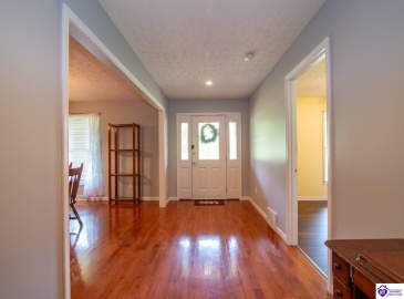 Mayer Lane, Elizabethtown, Kentucky 42701, ,5 BathroomsBathrooms,For Sale,Mayer Lane,HK24002466