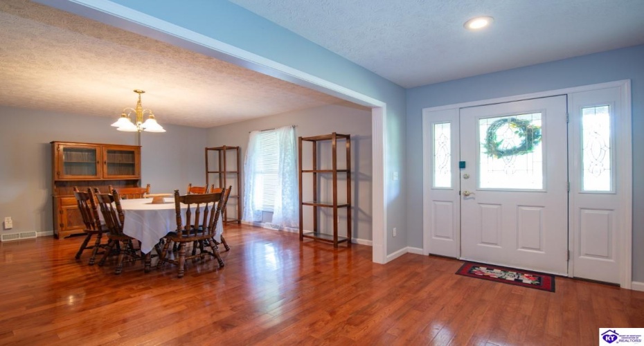 Mayer Lane, Elizabethtown, Kentucky 42701, ,5 BathroomsBathrooms,For Sale,Mayer Lane,HK24002466