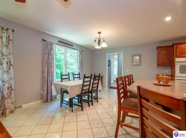 Mayer Lane, Elizabethtown, Kentucky 42701, ,5 BathroomsBathrooms,For Sale,Mayer Lane,HK24002466