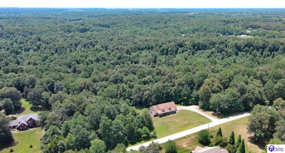 Mayer Lane, Elizabethtown, Kentucky 42701, ,5 BathroomsBathrooms,For Sale,Mayer Lane,HK24002466