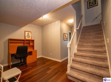 Mayer Lane, Elizabethtown, Kentucky 42701, ,5 BathroomsBathrooms,For Sale,Mayer Lane,HK24002466