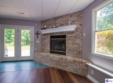 Mayer Lane, Elizabethtown, Kentucky 42701, ,5 BathroomsBathrooms,For Sale,Mayer Lane,HK24002466