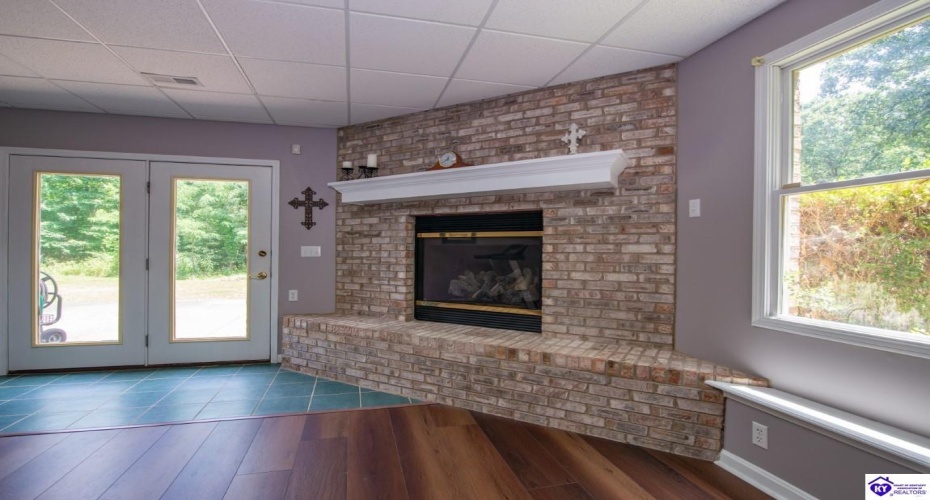 Mayer Lane, Elizabethtown, Kentucky 42701, ,5 BathroomsBathrooms,For Sale,Mayer Lane,HK24002466