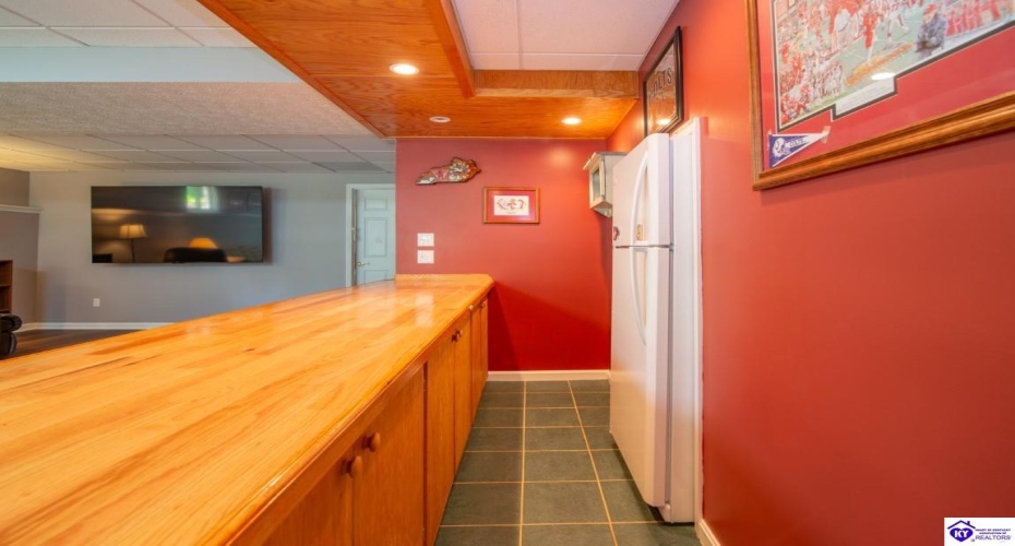 Mayer Lane, Elizabethtown, Kentucky 42701, ,5 BathroomsBathrooms,For Sale,Mayer Lane,HK24002466