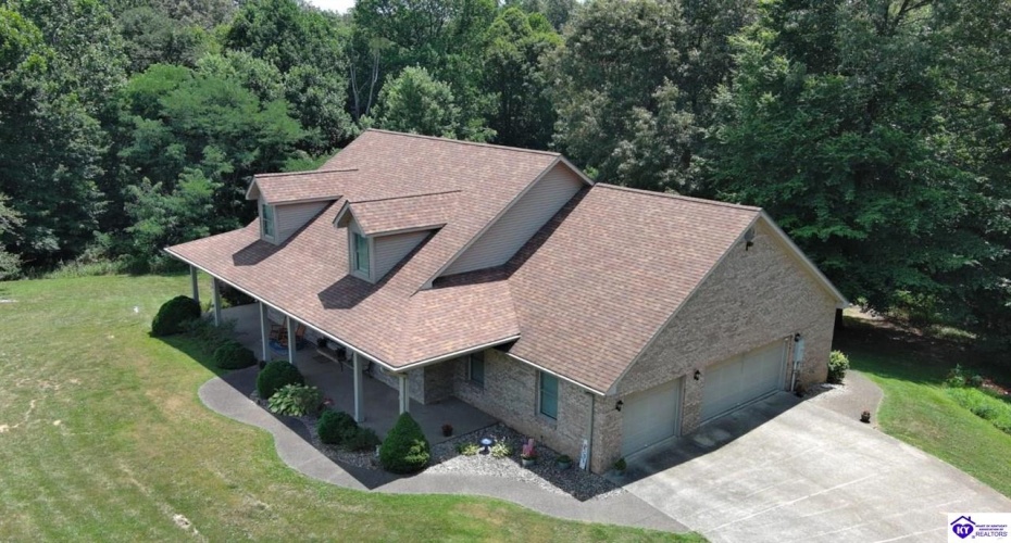 Mayer Lane, Elizabethtown, Kentucky 42701, ,5 BathroomsBathrooms,For Sale,Mayer Lane,HK24002466