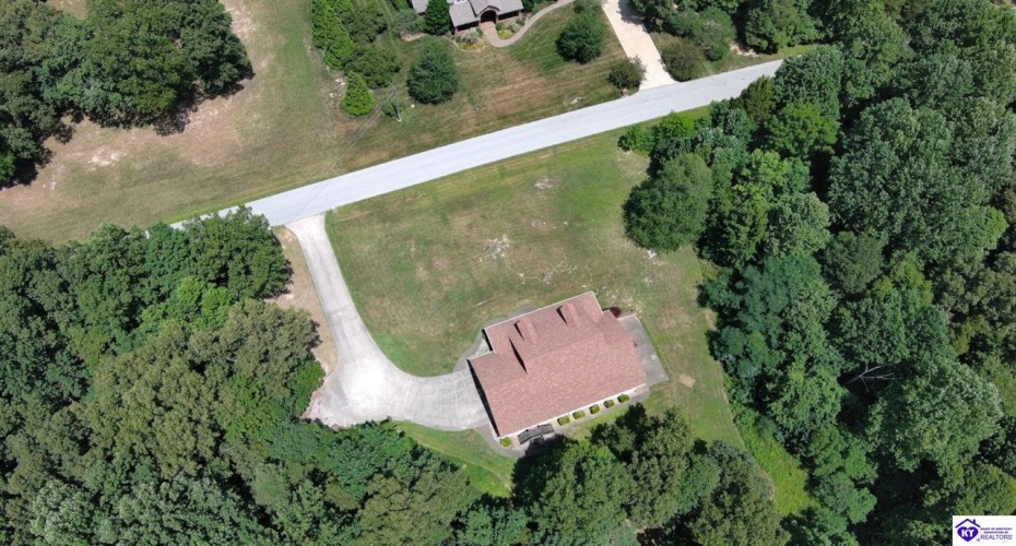 Mayer Lane, Elizabethtown, Kentucky 42701, ,5 BathroomsBathrooms,For Sale,Mayer Lane,HK24002466