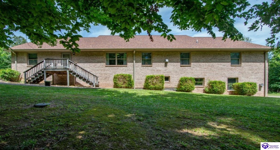 Mayer Lane, Elizabethtown, Kentucky 42701, ,5 BathroomsBathrooms,For Sale,Mayer Lane,HK24002466