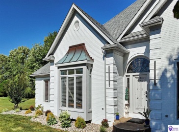 Lakeside Drive, Elizabethtown, Kentucky 42701, ,5 BathroomsBathrooms,For Sale,Lakeside Drive,HK24002470