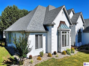 Lakeside Drive, Elizabethtown, Kentucky 42701, ,5 BathroomsBathrooms,For Sale,Lakeside Drive,HK24002470