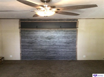 Edgewater Lane, Leitchfield, Kentucky 42714, ,2 BathroomsBathrooms,For Sale,Edgewater Lane,HK24002478