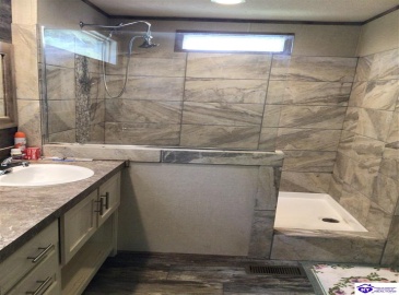 Edgewater Lane, Leitchfield, Kentucky 42714, ,2 BathroomsBathrooms,For Sale,Edgewater Lane,HK24002478