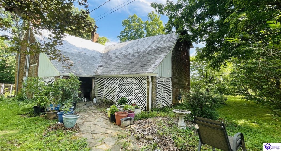 Graham Court, Greensburg, Kentucky 42743, ,2 BathroomsBathrooms,For Sale,Graham Court,HK24002487