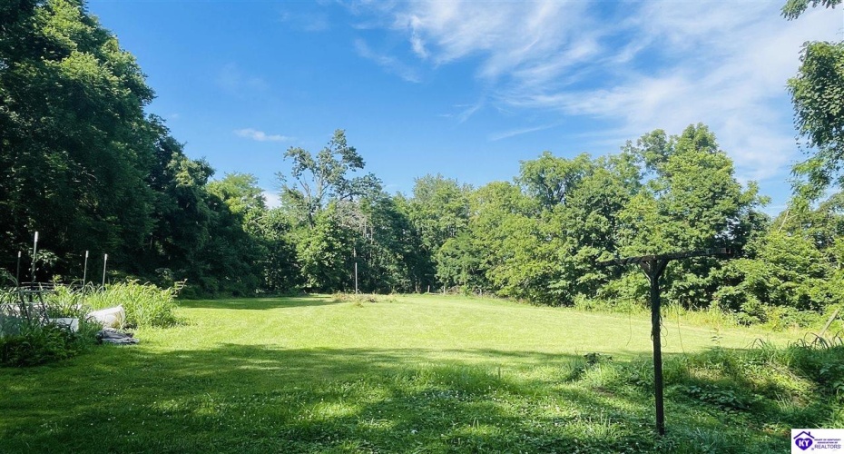 Graham Court, Greensburg, Kentucky 42743, ,2 BathroomsBathrooms,For Sale,Graham Court,HK24002487