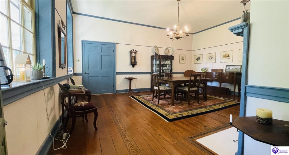 Graham Court, Greensburg, Kentucky 42743, ,2 BathroomsBathrooms,For Sale,Graham Court,HK24002487