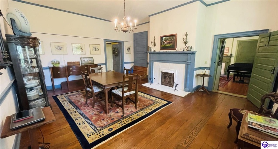 Graham Court, Greensburg, Kentucky 42743, ,2 BathroomsBathrooms,For Sale,Graham Court,HK24002487